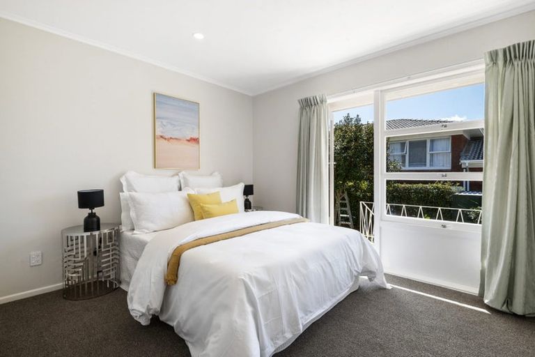 Photo of property in 3/5 Onepoto Road, Hauraki, Auckland, 0622