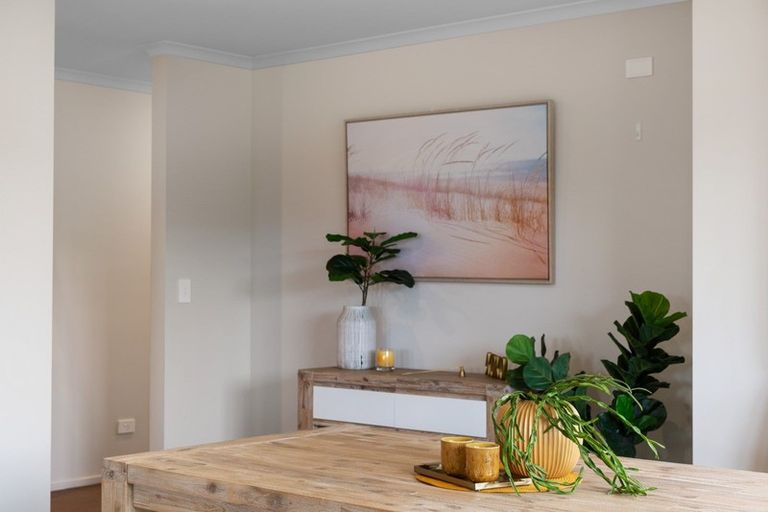 Photo of property in 208 Ballintoy Park Drive, Welcome Bay, Tauranga, 3175