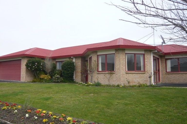 Photo of property in 42 Northmeadow Drive, Rototuna, Hamilton, 3210