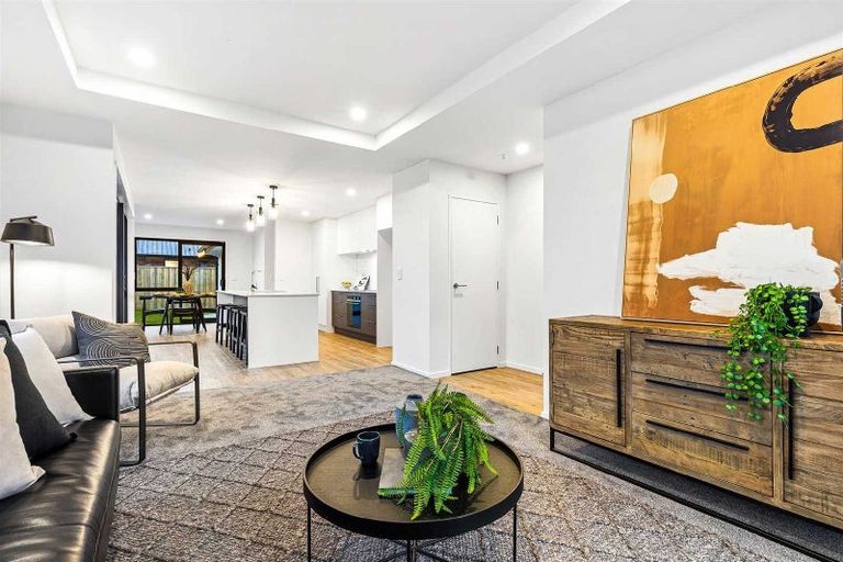 Photo of property in 21 Oakmill Drive, Casebrook, Christchurch, 8051