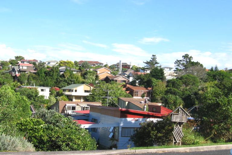 Photo of property in 2/61 Hebron Road, Waiake, Auckland, 0630