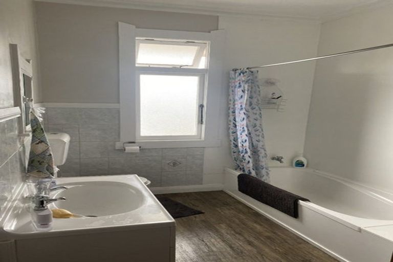 Photo of property in 202-214 Hastings Street South, Hastings, 4122