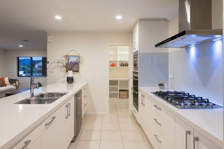 Photo of property in 16 Kapuka Street, Papamoa Beach, Papamoa, 3118