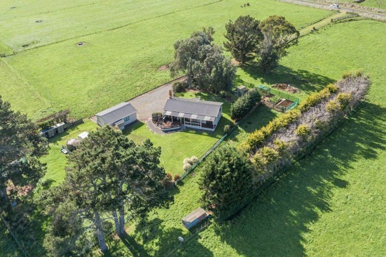 Photo of property in 236 Oturoa Road, Poroutawhao, Levin, 5572