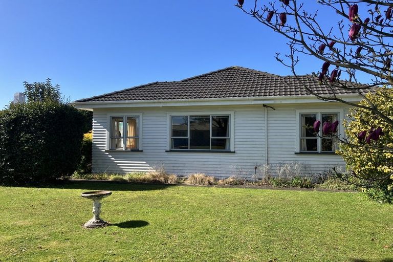 Photo of property in 46 Haultain Street, Fairfield, Hamilton, 3214