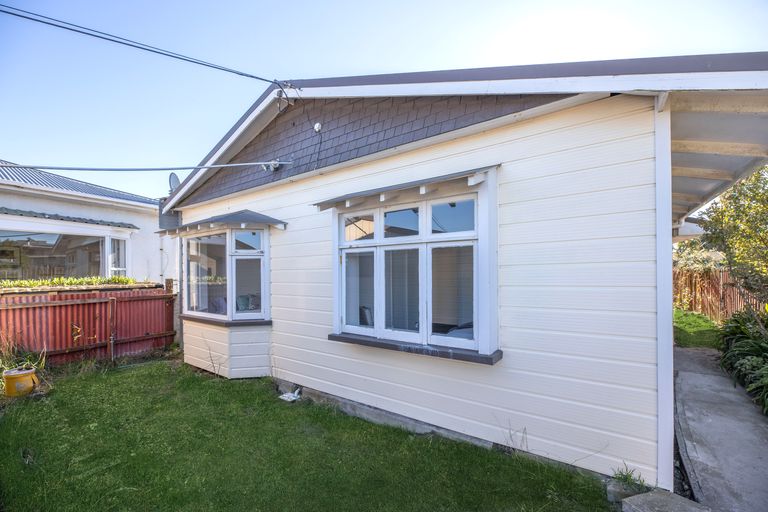 Photo of property in 22 Tovey Street, New Brighton, Christchurch, 8061