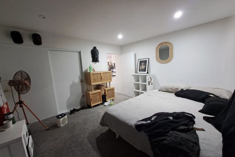 Photo of property in 18 Brunner Road, Glen Eden, Auckland, 0602