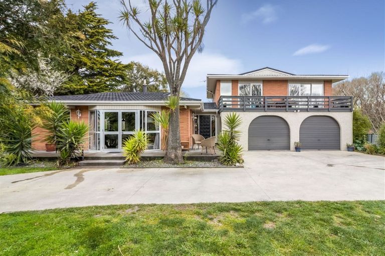Photo of property in 211 Cashmere Road, Hoon Hay, Christchurch, 8025