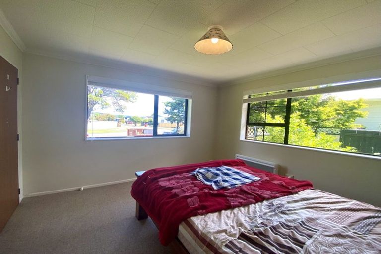 Photo of property in 122 California Drive, Totara Park, Upper Hutt, 5018