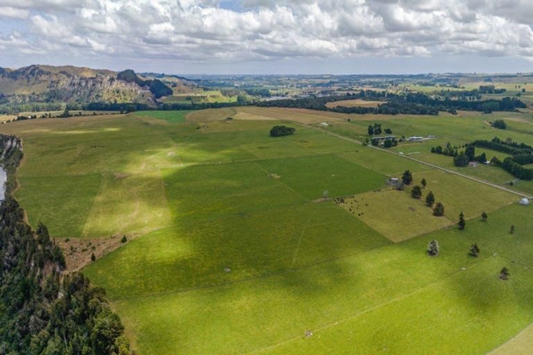 Photo of property in 93 Smiths Road, Matua, Tauranga, 3110