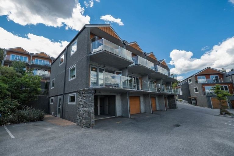 Photo of property in Breakfree Alpine Village, 17/643 Frankton Road, Queenstown, 9300
