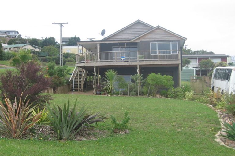 Photo of property in 27 Tetley Road, Surfdale, Waiheke Island, 1081