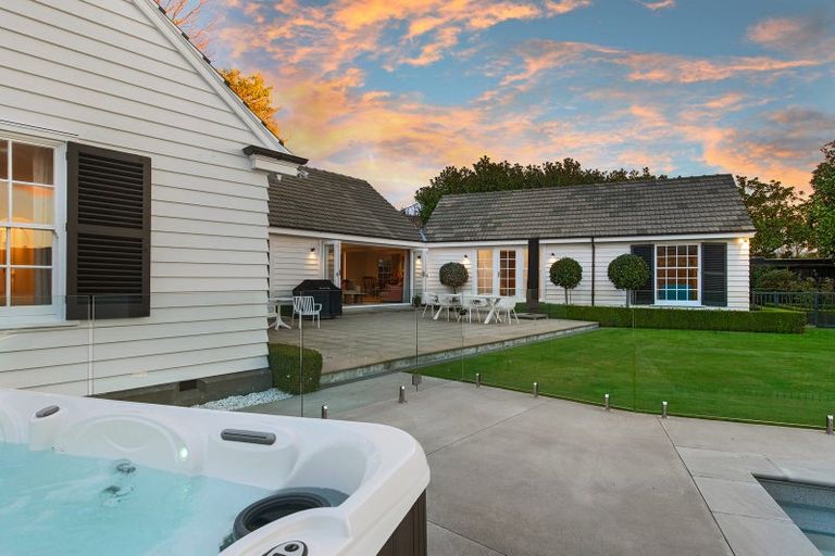Photo of property in 48 Mcdougall Avenue, St Albans, Christchurch, 8014