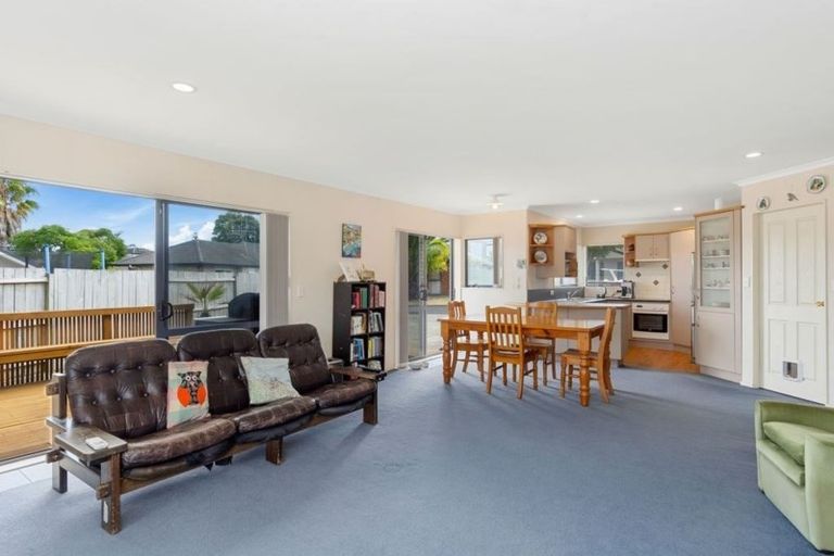 Photo of property in 62 Katerini Grove, Papamoa Beach, Papamoa, 3118