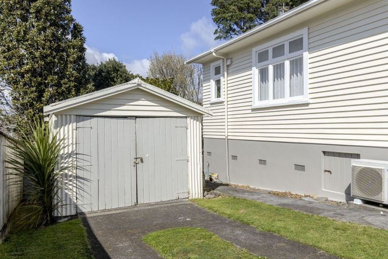 Photo of property in 22 Ngaio Street, Strandon, New Plymouth, 4312
