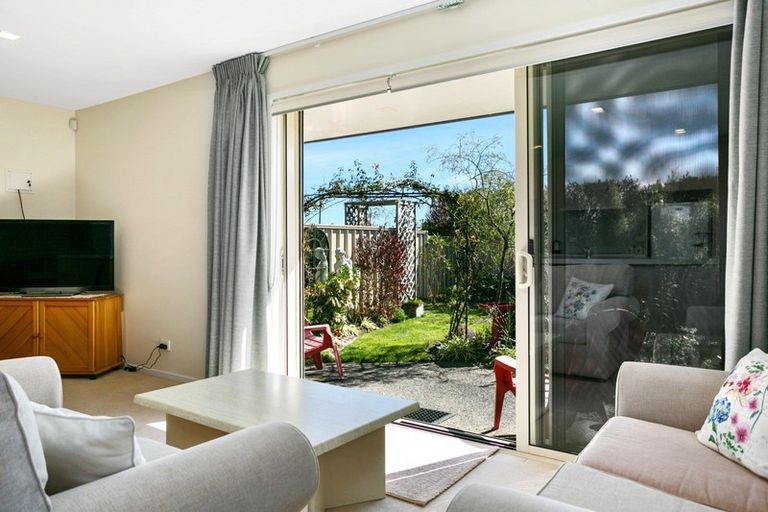 Photo of property in 2 Loloma Way, Wharewaka, Taupo, 3330