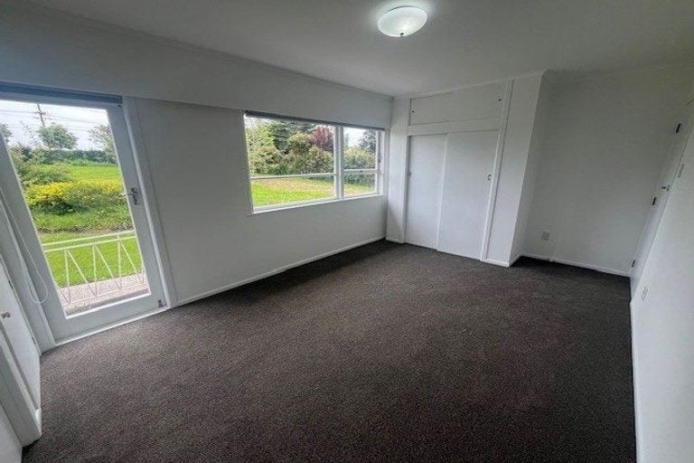 Photo of property in 63 Litten Road, Cockle Bay, Auckland, 2014