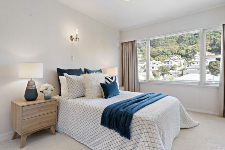 Photo of property in Newman Court Apartments, 2 Newman Terrace, Thorndon, Wellington, 6011