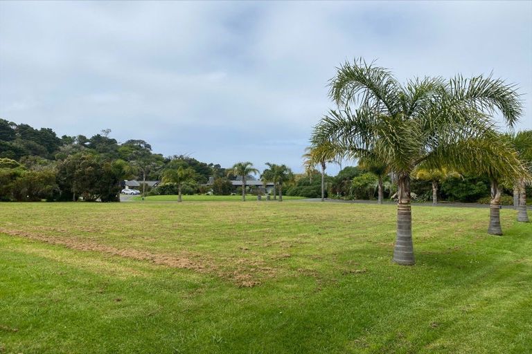 Photo of property in 2 Platinum Place, Matapouri, Whangarei, 0173