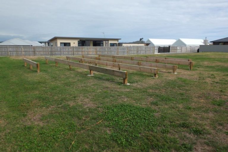 Photo of property in 8 Forbes Road, Foxton Beach, Foxton, 4815