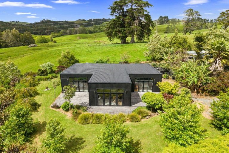 Photo of property in 47 Lupis Way, Kaiwaka, 0573