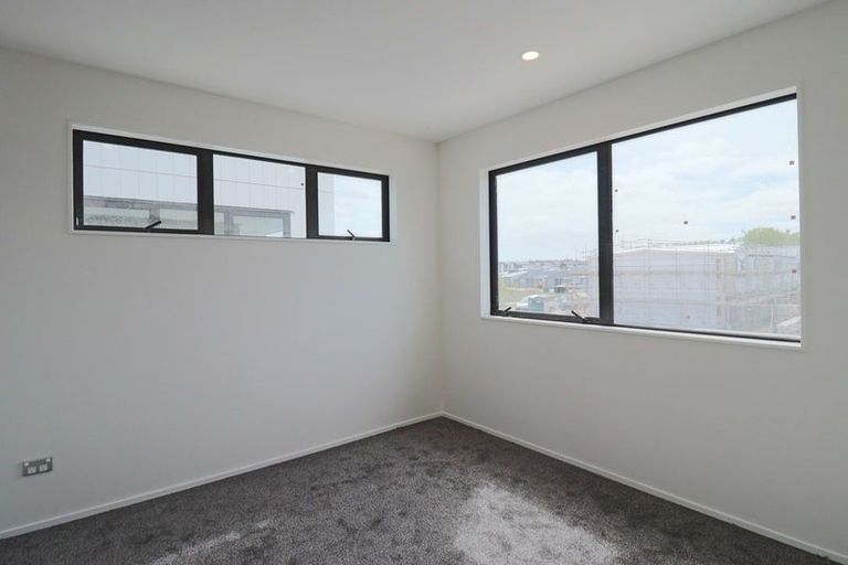 Photo of property in 13 John Gray Street, Papakura, 2110