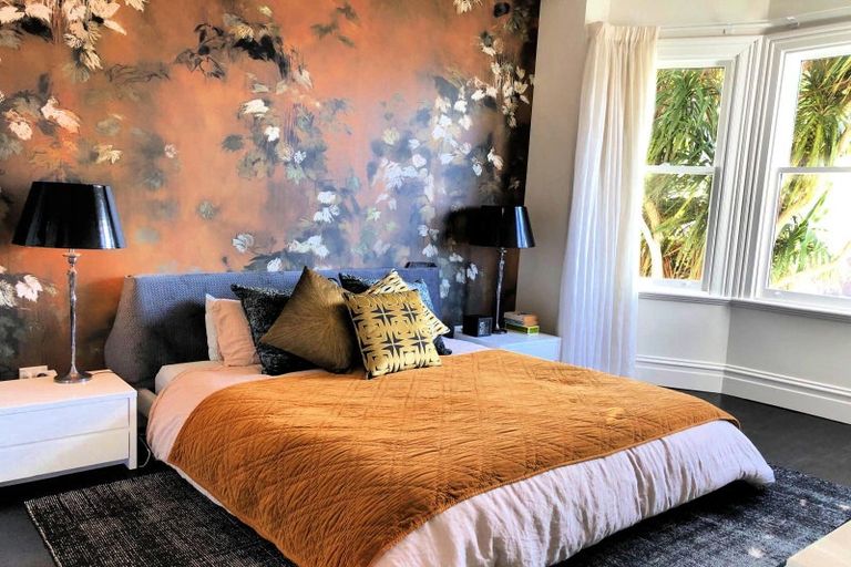 Photo of property in 15 Park Street, Thorndon, Wellington, 6011