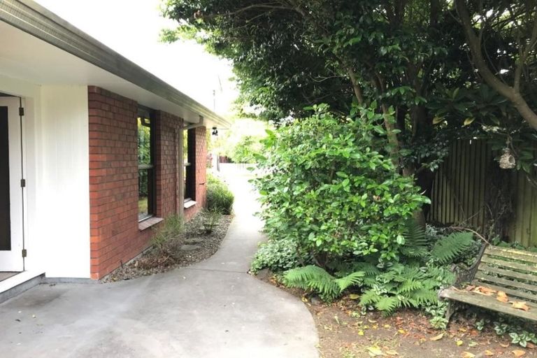 Photo of property in 8 Ridder Place, Halswell, Christchurch, 8025