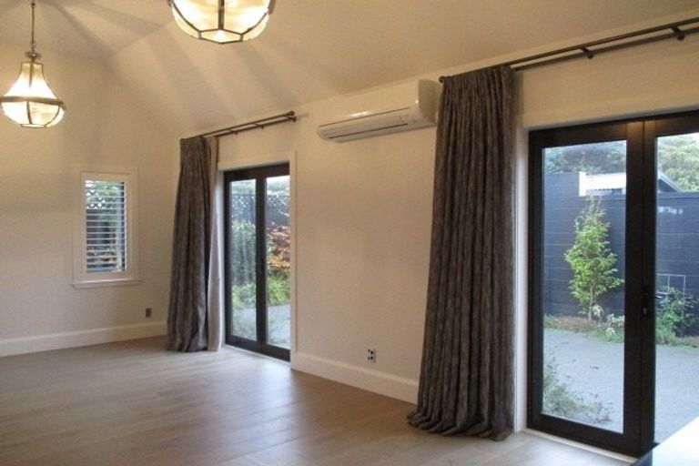 Photo of property in 5 Merivale Lane, Merivale, Christchurch, 8014