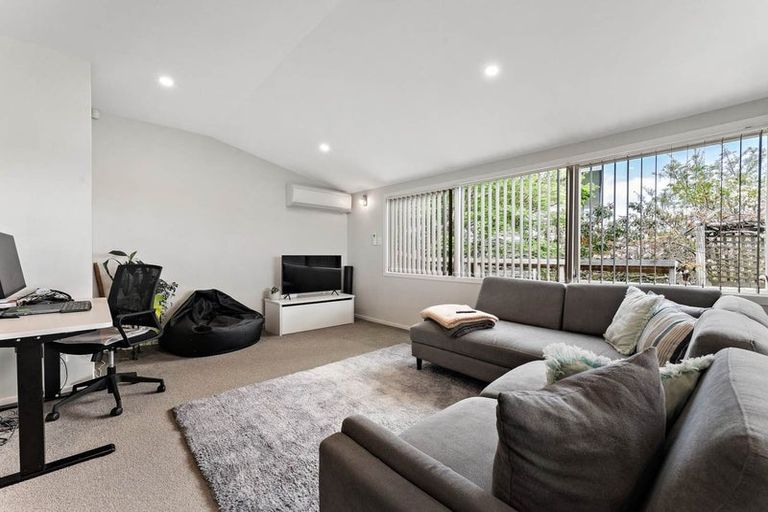 Photo of property in 10 Allender Drive, Torbay, Auckland, 0630
