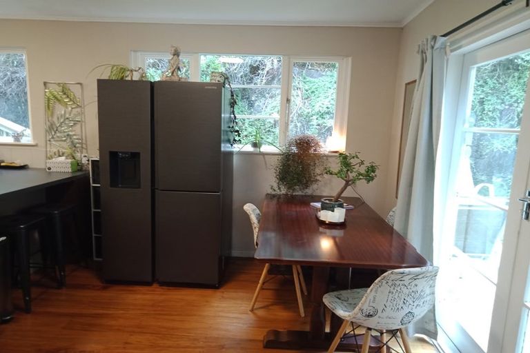 Photo of property in 8 Chester Road, Tawa, Wellington, 5028