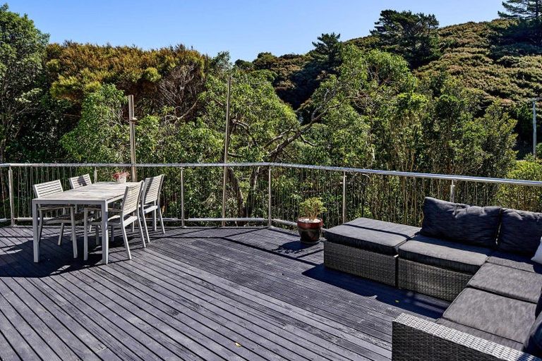 Photo of property in 101 Cluny Road, Plimmerton, Porirua, 5026