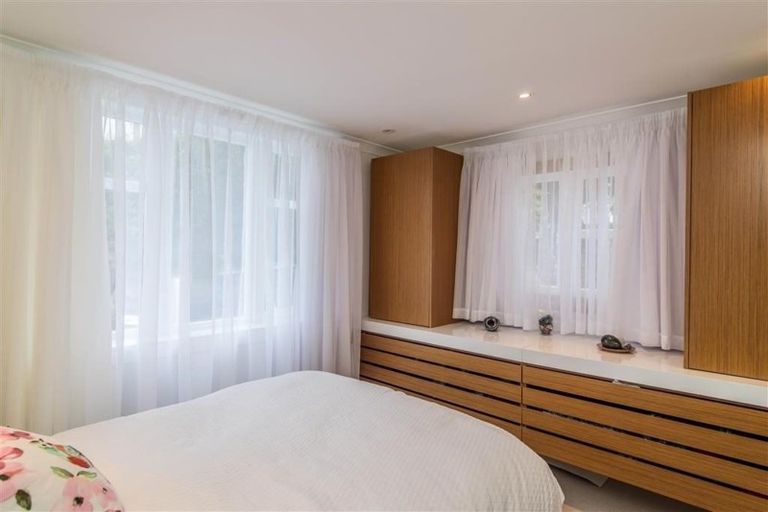 Photo of property in 68 Broderick Road, Johnsonville, Wellington, 6037