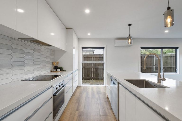 Photo of property in 2 Serenity Crescent, Kelvin Grove, Palmerston North, 4414