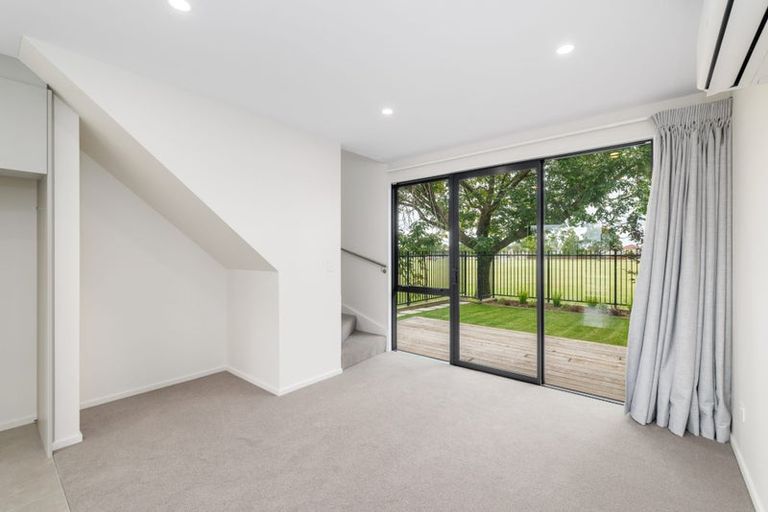 Photo of property in 7a Malaga Crescent, Harewood, Christchurch, 8051