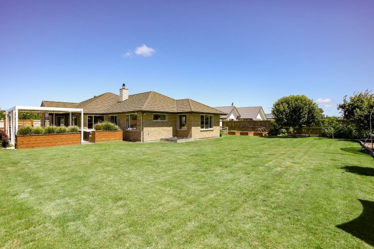 Photo of property in 21 Jacqueline Drive, West Melton, 7618