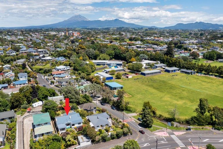 Photo of property in 383 Saint Aubyn Street, Moturoa, New Plymouth, 4310