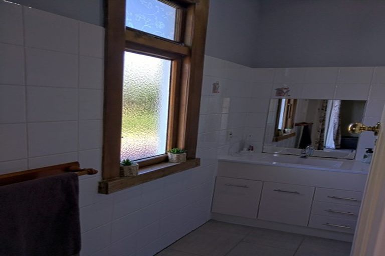 Photo of property in 4 Summerhays Street, Terrace End, Palmerston North, 4410