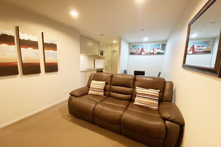 Photo of property in Proximity Apartments, 205/17 Osterley Way, Manukau, Auckland, 2104