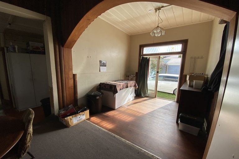 Photo of property in 29 Castle Street, Eltham, 4322