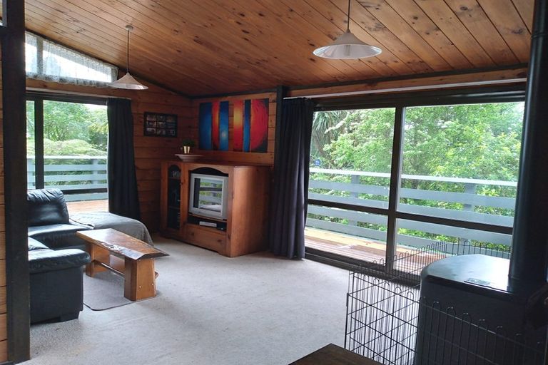 Photo of property in 6a Hine Road, Wainuiomata, Lower Hutt, 5014