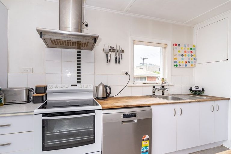 Photo of property in 92 Brockville Road, Glenross, Dunedin, 9011