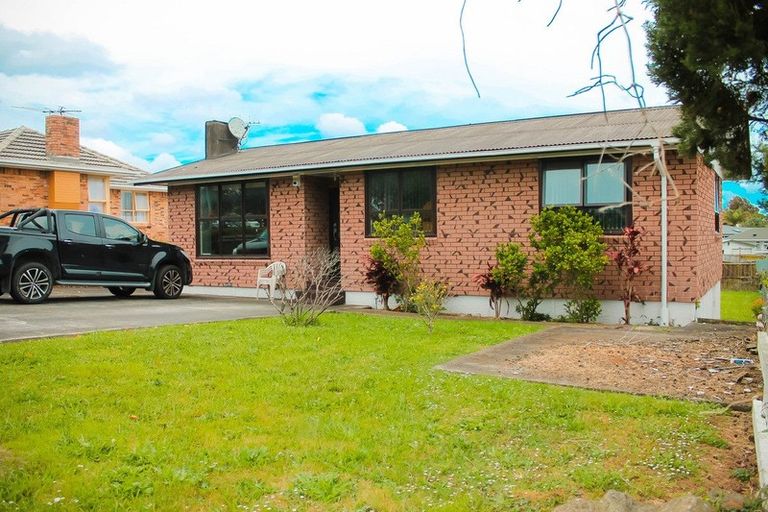 Photo of property in 11 Imrie Avenue, Mangere, Auckland, 2022