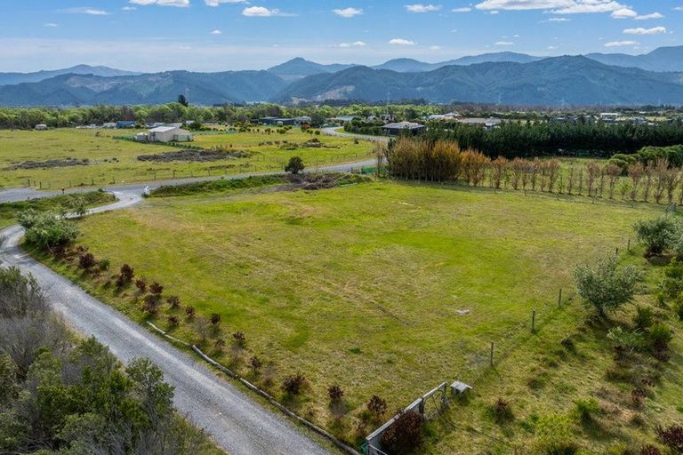 Photo of property in 32 Hinepango Drive, Rarangi, Blenheim, 7273