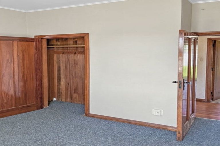 Photo of property in 8 Gertrude Street, Dannevirke, 4930