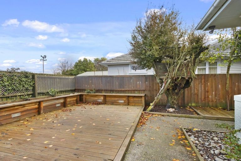Photo of property in 145 Langdons Road, Northcote, Christchurch, 8052