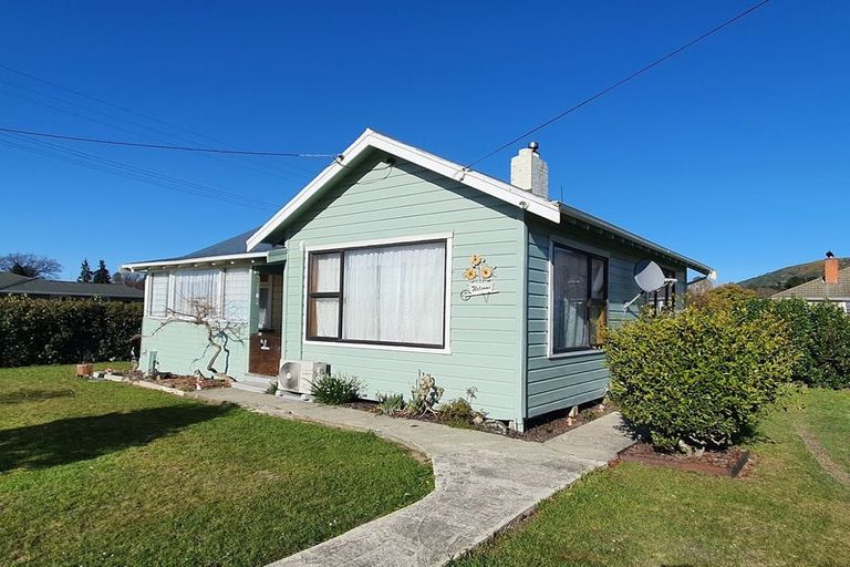 Photo of property in 9 Betten Street, Waimate, 7924
