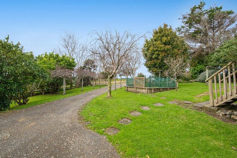 Photo of property in 5 Onewhero Road, Kaukapakapa, Warkworth, 0984