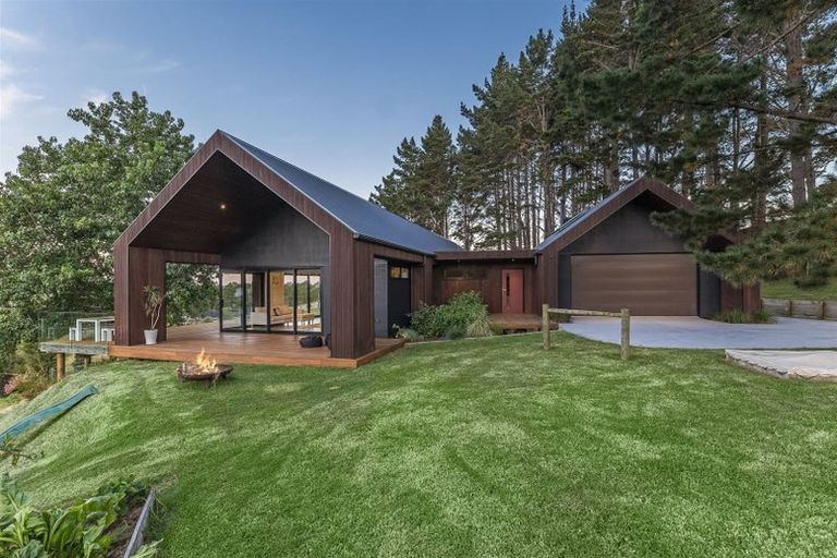 Photo of property in 24a Christian Road, Swanson, Auckland, 0614