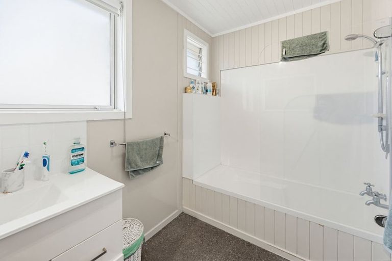 Photo of property in 90 Wentworth Street, East Gore, Gore, 9710